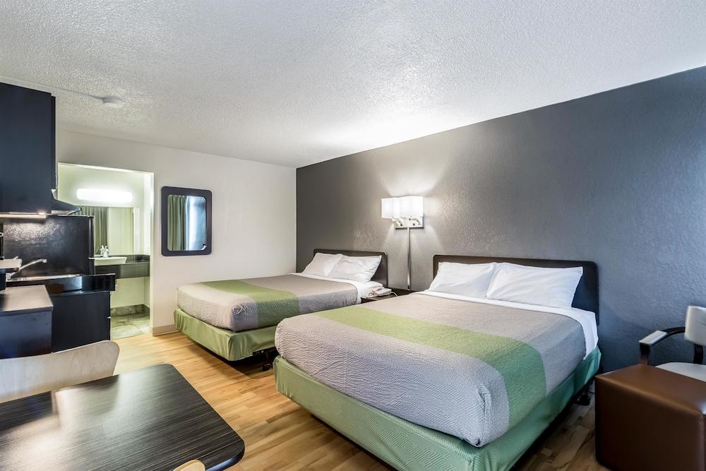 Motel 6-Pekin, Il Екстериор снимка