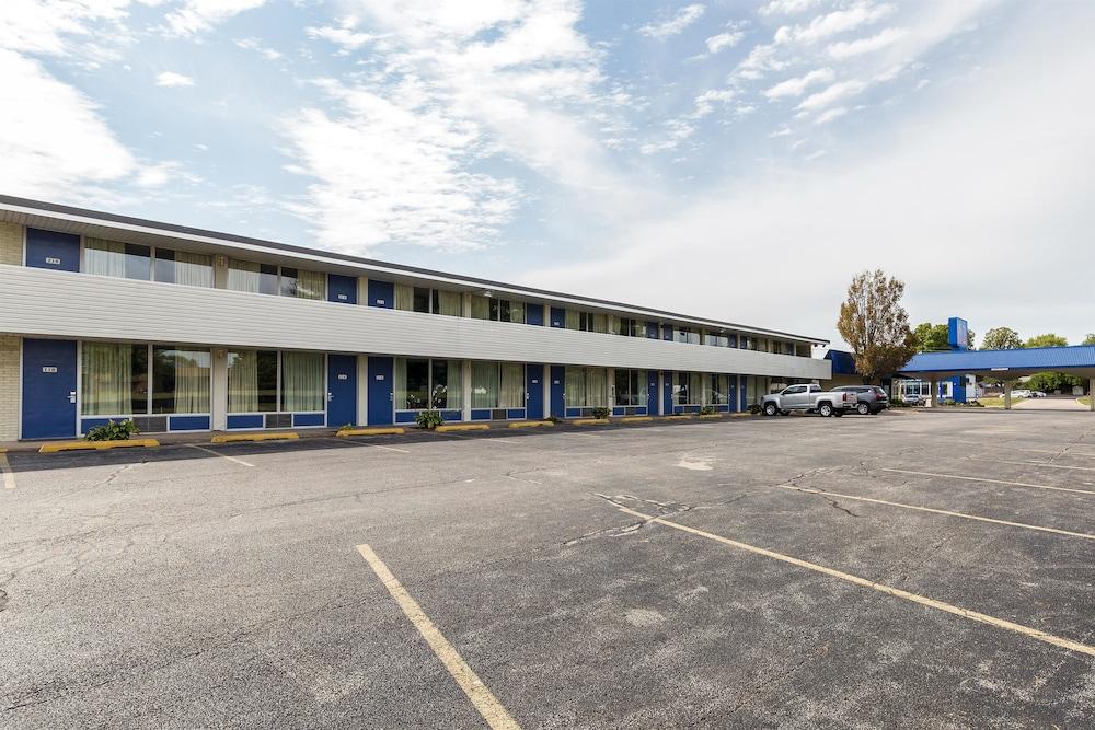 Motel 6-Pekin, Il Екстериор снимка