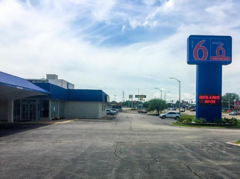Motel 6-Pekin, Il Екстериор снимка